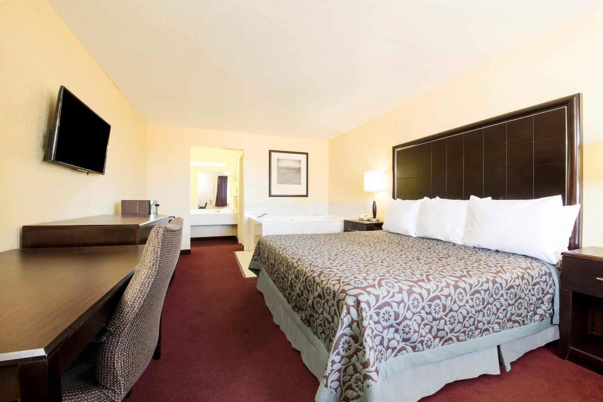 Days Inn By Wyndham Eastland Extérieur photo